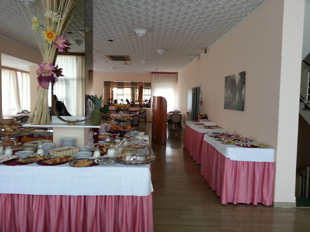 Hotel Glenn Rimini Dış mekan fotoğraf