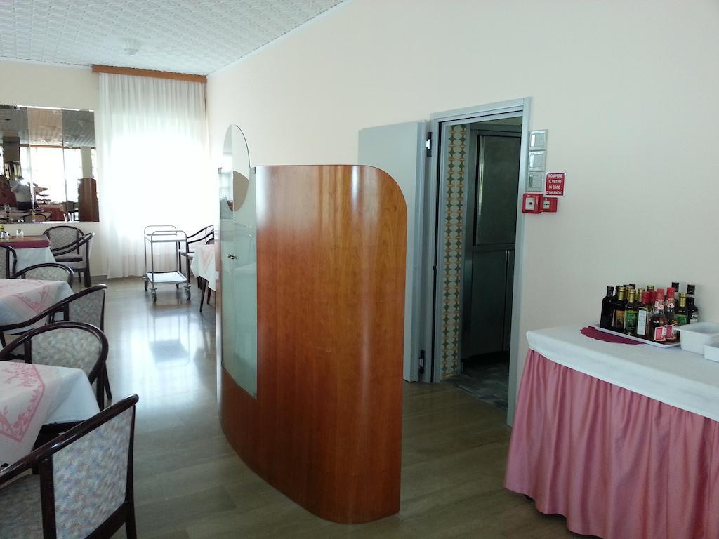 Hotel Glenn Rimini Dış mekan fotoğraf