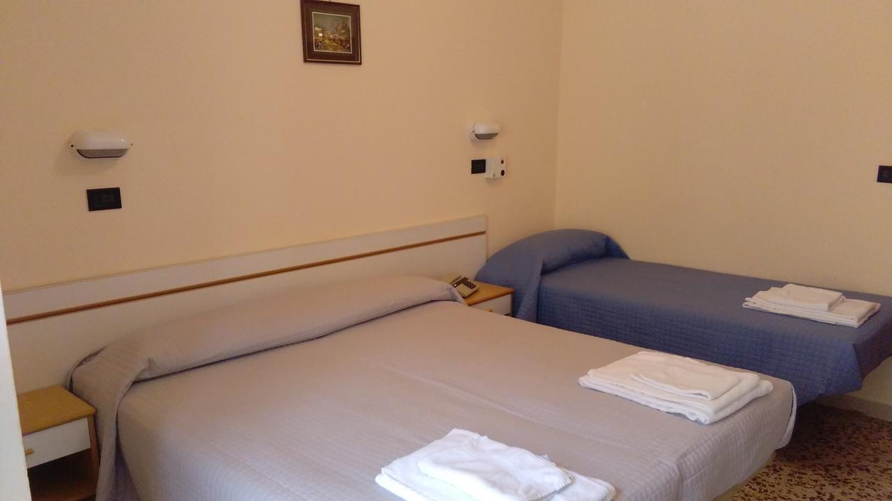 Hotel Glenn Rimini Dış mekan fotoğraf